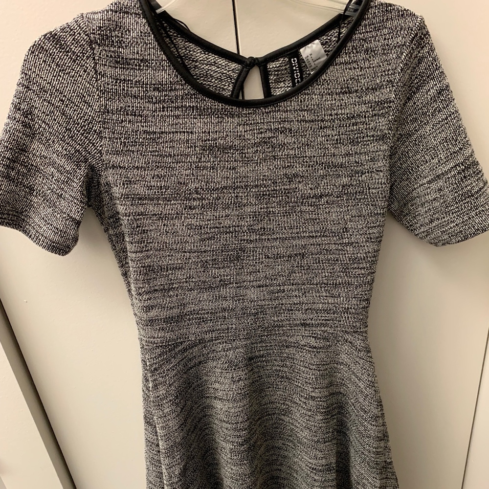 Marled Grey Woven Fit and Flare Dress H&M Divided